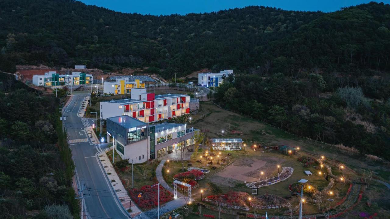 Wando Lumia Hotel & Resort Exterior foto